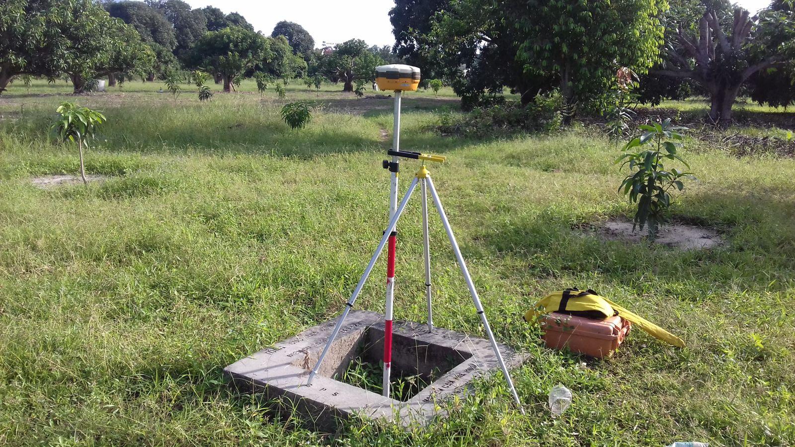 Máy đo GPS - GNSS RTK