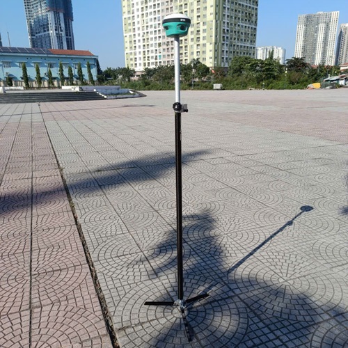 Sào STEC chuyên dụng hỗ trợ bắt điểm khi đo laser